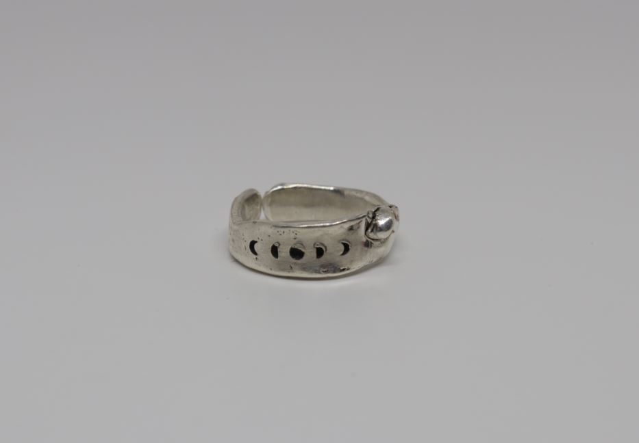 Chandra vintage ring